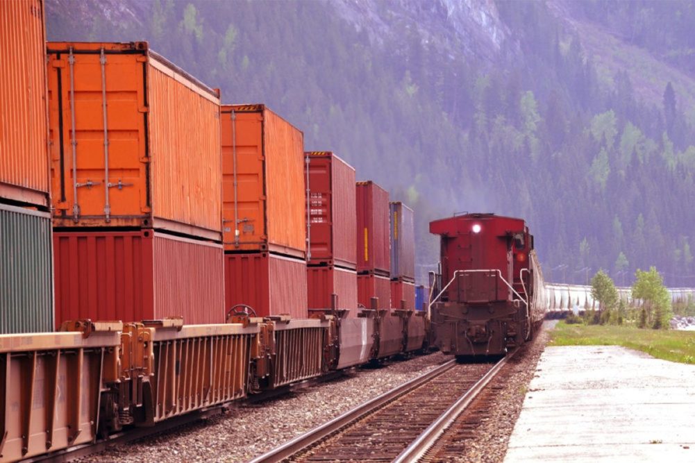 Freight logistics supply chain.jpg